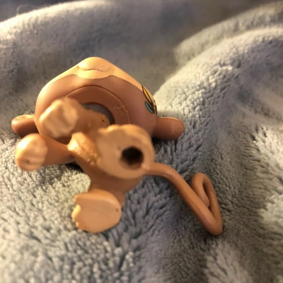 Littlest Pet Shop Monkey Lot, 3 1st Gen Magnet &One Newer, Plus Banana And Perch - Picture 3 of 9